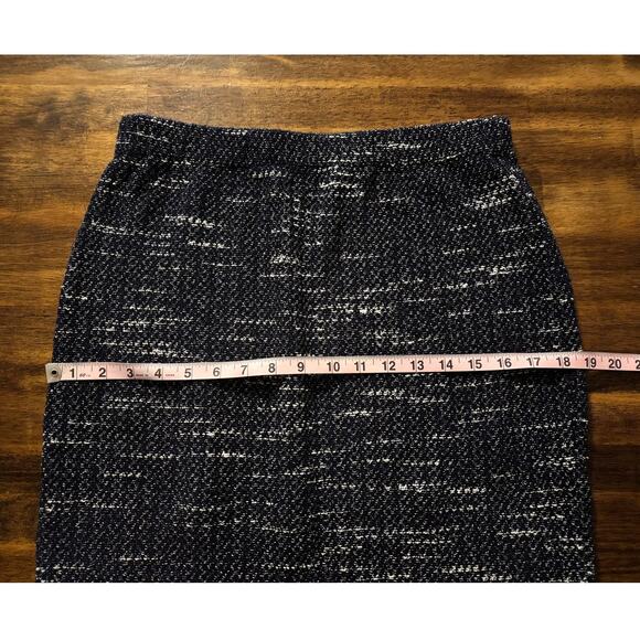 St. John Collection Women's 8 Skirt Tweed Elastic Waist Pull On Knee Length - Picture 7 of 8
